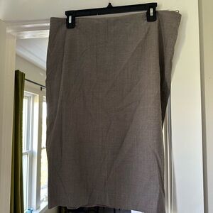 Hugo Boss wool and viscose lightweight beige Women's Skirt- 14